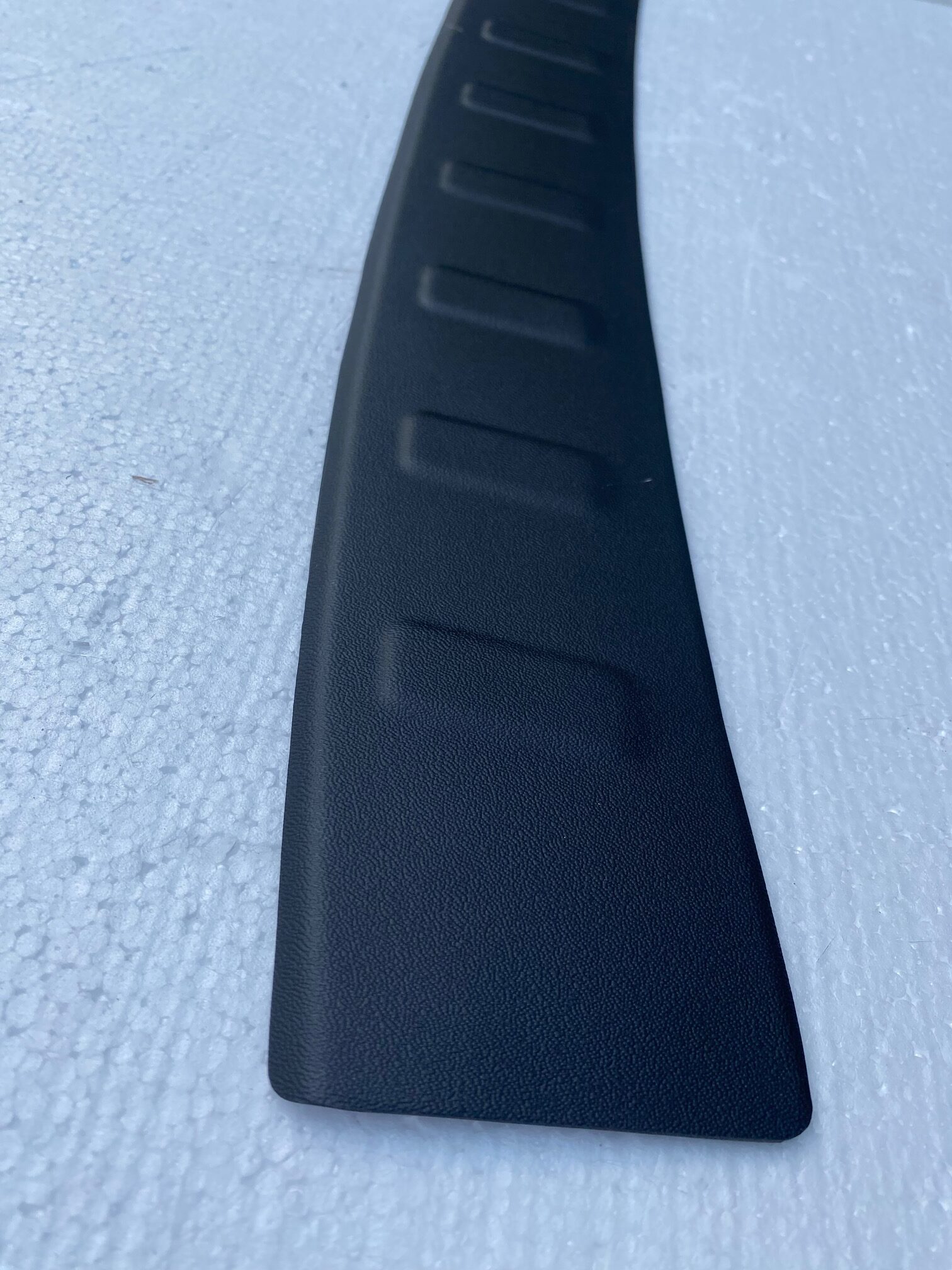 Ladekantenschutz Stoßstangenschutz Schwarz ABS Abkantung für Volvo